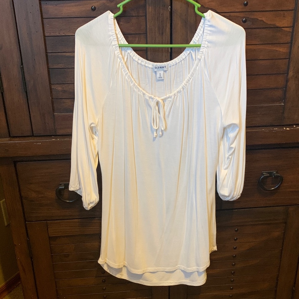 Old Navy Women's Cream Blouse